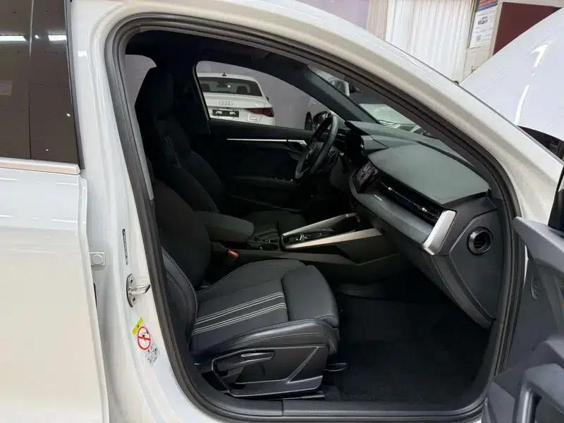 Audi A3 2023 Sportback 35 TFSI Fashion Sport — миниатюра 22