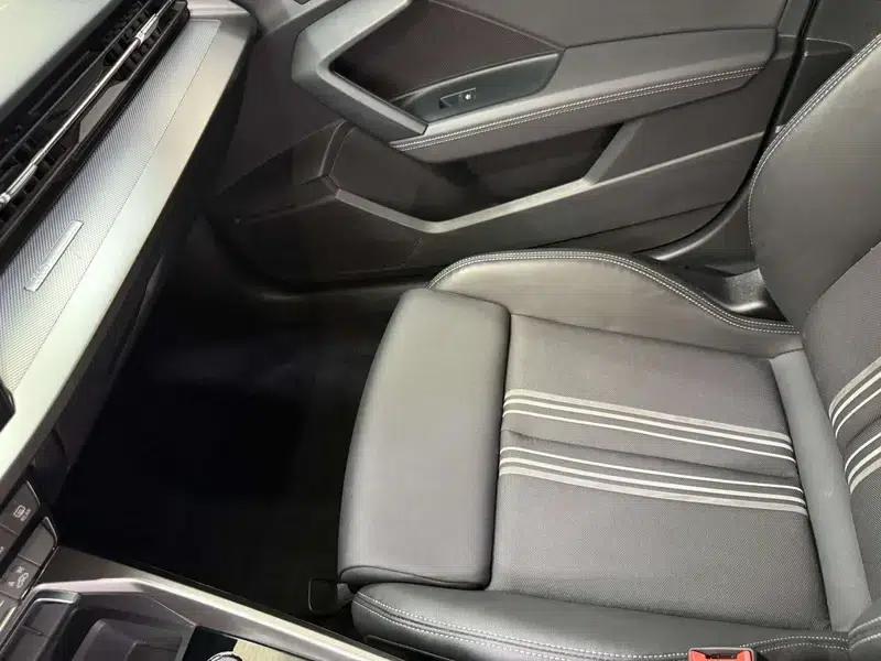 Audi A3 2023 Sportback 35 TFSI Fashion Sport — миниатюра 23
