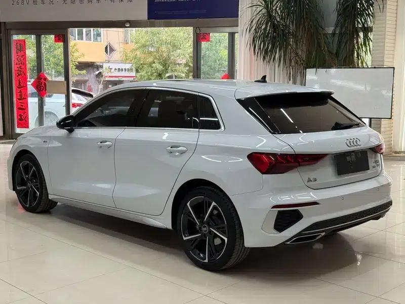 Audi A3 2023 Sportback 35 TFSI Fashion Sport — миниатюра 4