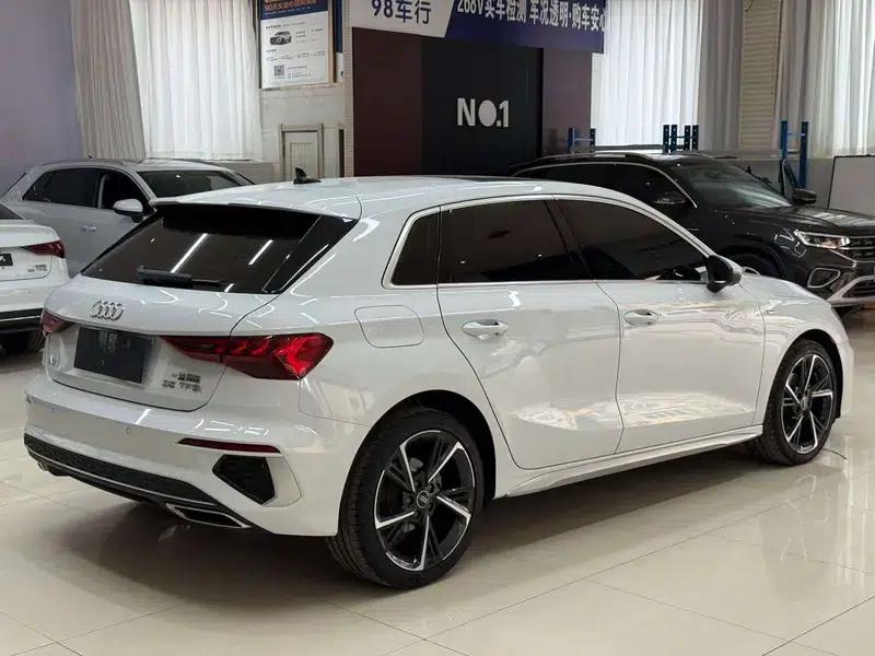 Audi A3 2023 Sportback 35 TFSI Fashion Sport — миниатюра 6