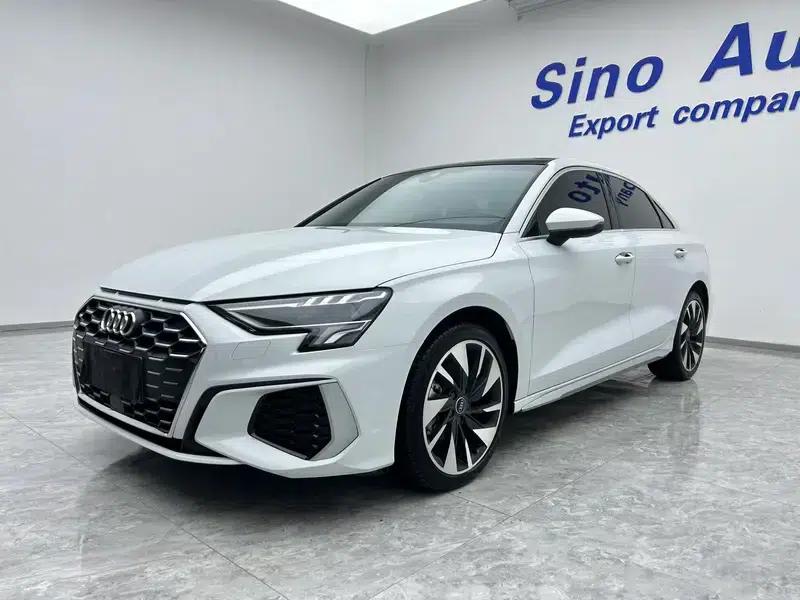 Audi A3 2023 Facelift Sportback 35 TFSI Fashion Sporty Model — миниатюра 1