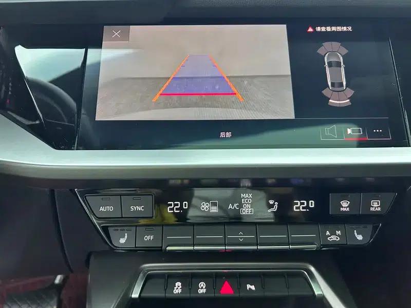 Audi A3 2023 Facelift Sportback 35 TFSI Fashion Sporty Model — миниатюра 10