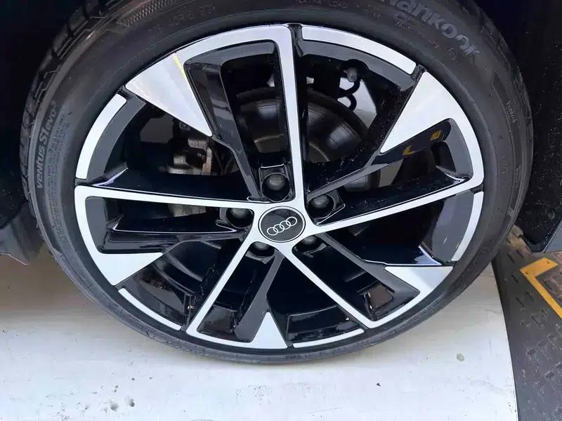 Audi A3 2023 Facelift A3L Limousine 35 TFSI Sporty Edition — миниатюра 11