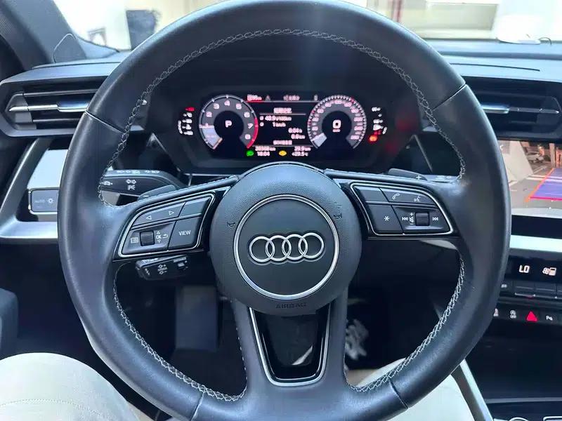 Audi A3 2023 Facelift A3L Limousine 35 TFSI Sporty Edition — миниатюра 16