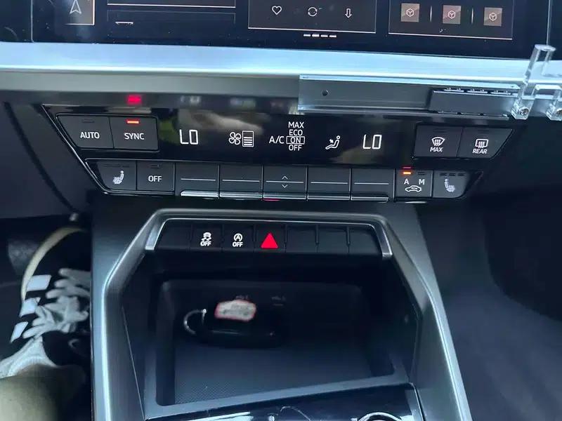 Audi A3 2023 Facelift A3L Limousine 35 TFSI Progressive Sport — миниатюра 12