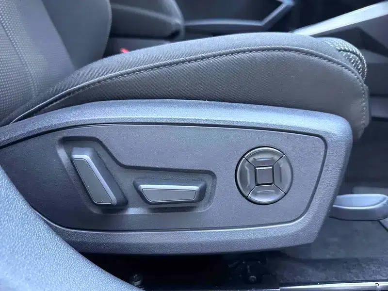 Audi A3 2023 Facelift A3L Limousine 35 TFSI Progressive Sport — миниатюра 19