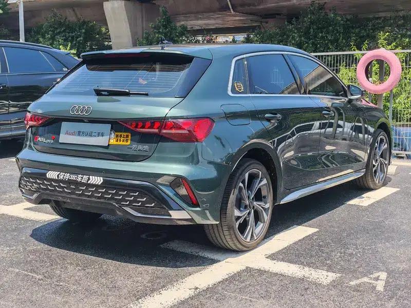 Audi A3 2025 Sportback 35 TFSI Flying Spur Luxury Edition + Luxury Package — миниатюра 6