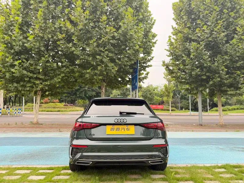 Audi A3 2023 Facelift Sportback 35 TFSI Fashion Sporty Model — миниатюра 6