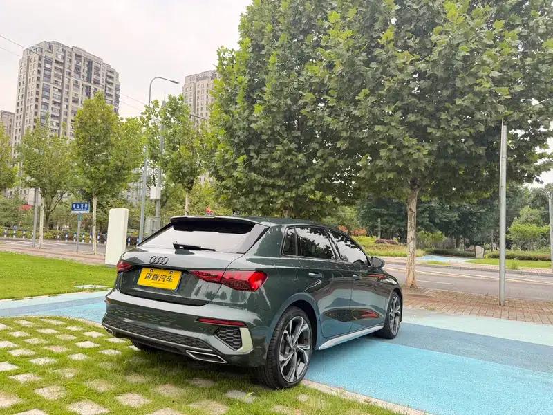 Audi A3 2023 Facelift Sportback 35 TFSI Fashion Sporty Model — миниатюра 7
