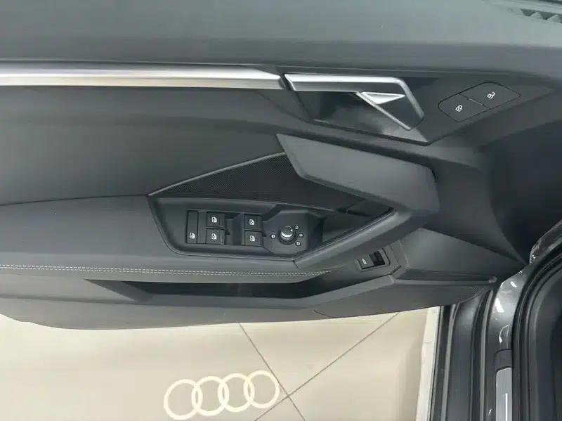 Audi A3 2023 Facelift Sportback 35 TFSI Fashion Sporty Model — миниатюра 24