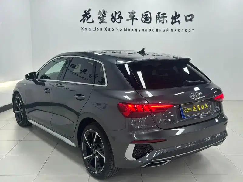 Audi A3 2023 Facelift Sportback 35 TFSI Fashion Sporty Model — миниатюра 4