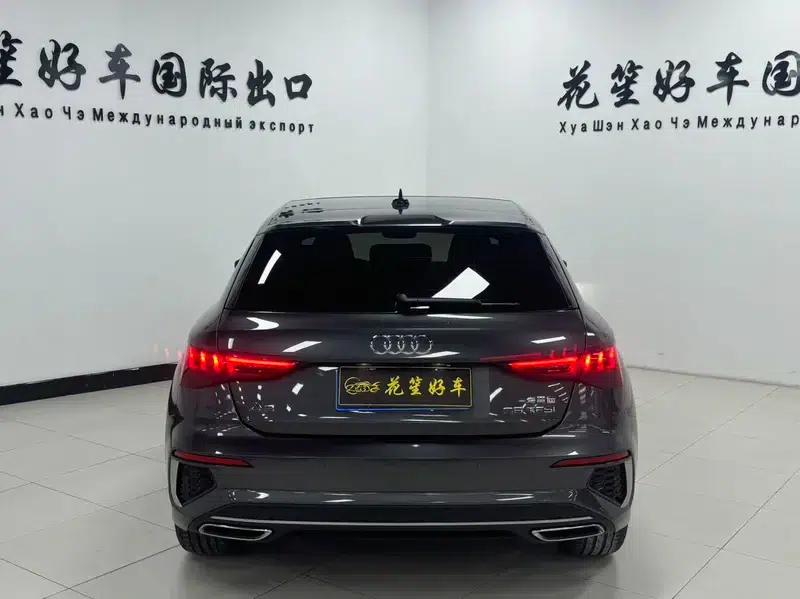 Audi A3 2023 Facelift Sportback 35 TFSI Fashion Sporty Model — миниатюра 5