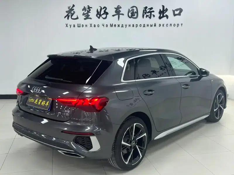 Audi A3 2023 Facelift Sportback 35 TFSI Fashion Sporty Model — миниатюра 6