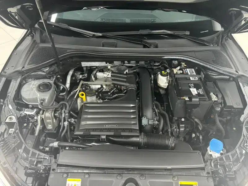 Audi A3 2023 Facelift Sportback 35 TFSI Fashion Sporty Model — миниатюра 7