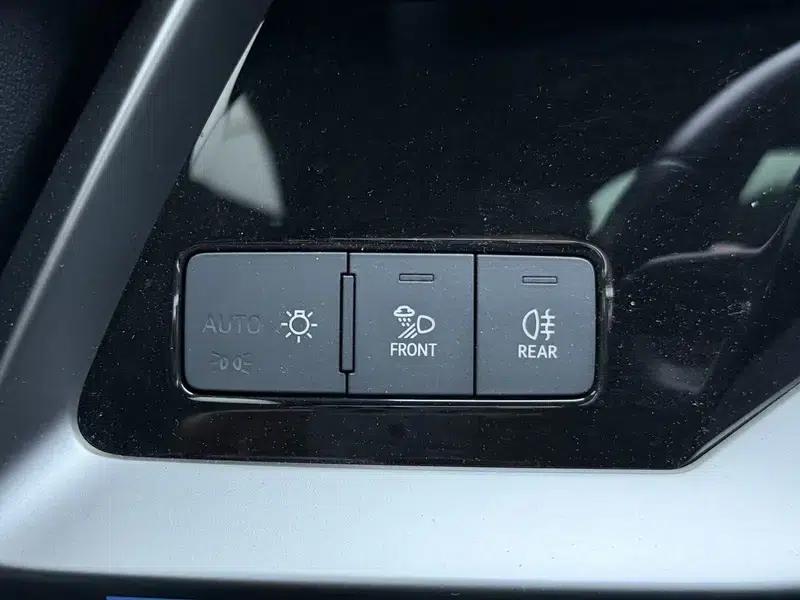 Audi A3 2023 Facelift A3L Limousine 35 TFSI Luxury Sport — миниатюра 12