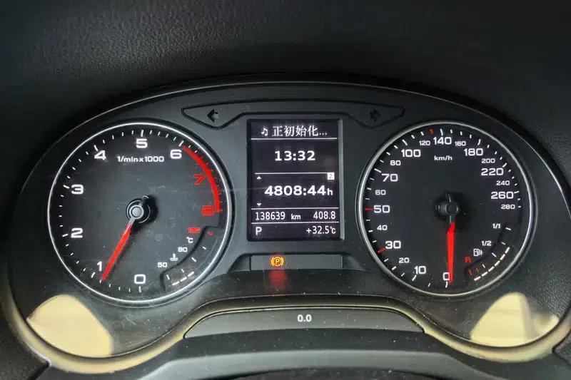 Audi A3 2014 Limousine 35 TFSI Automatic Comfort — миниатюра 12