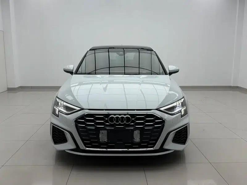 Audi A3 2022 Sportback 35 TFSI Fashion Sport — миниатюра 2