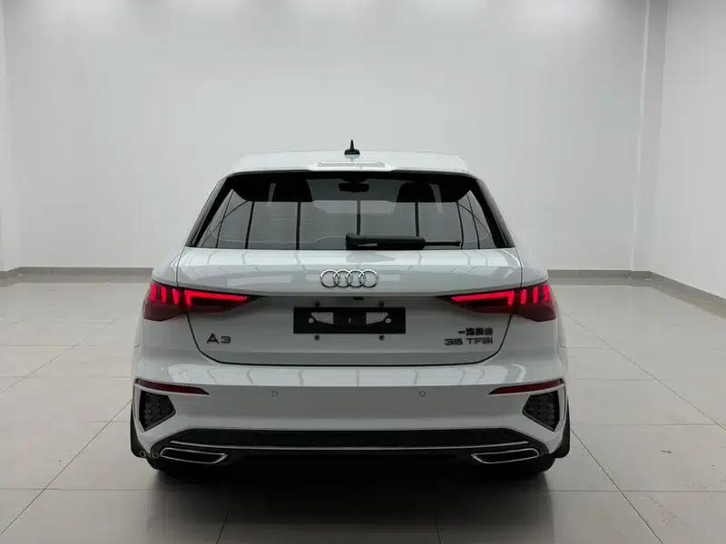 Audi A3 2022 Sportback 35 TFSI Fashion Sport — миниатюра 5