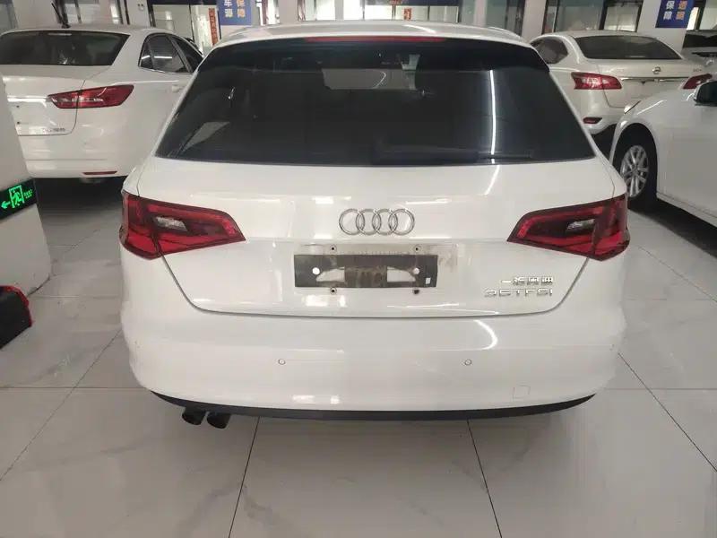 Audi A3 2016 Sportback 35 TFSI Leading Edition — миниатюра 4