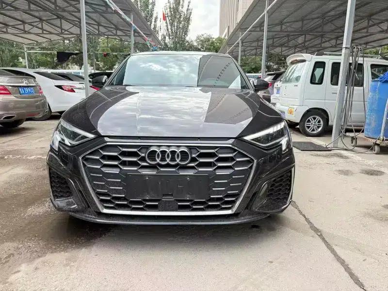 Audi A3 2022 Sportback 35 TFSI Fashion Sport — миниатюра 2