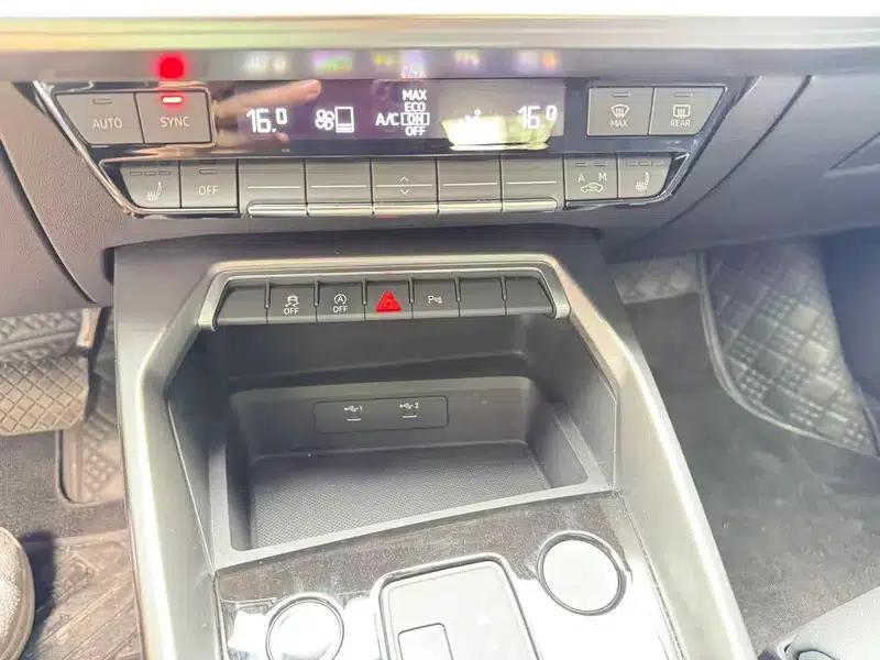 Audi A3 2022 Sportback 35 TFSI Fashion Sport — миниатюра 6