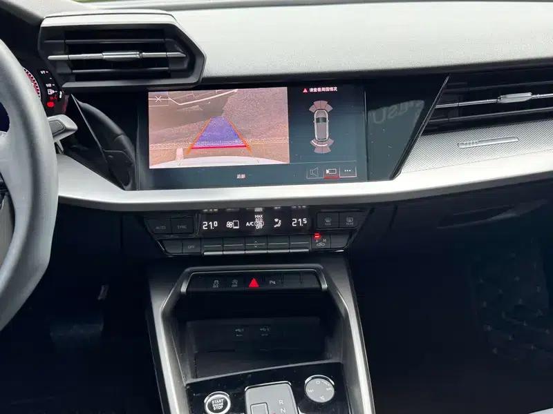 Audi A3 2023 Sportback 35 TFSI Fashion Sport — миниатюра 17
