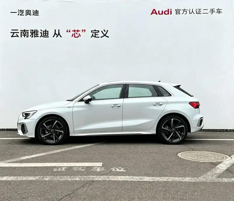 Audi A3 2023 Sportback 35 TFSI Fashion Sport — миниатюра 3