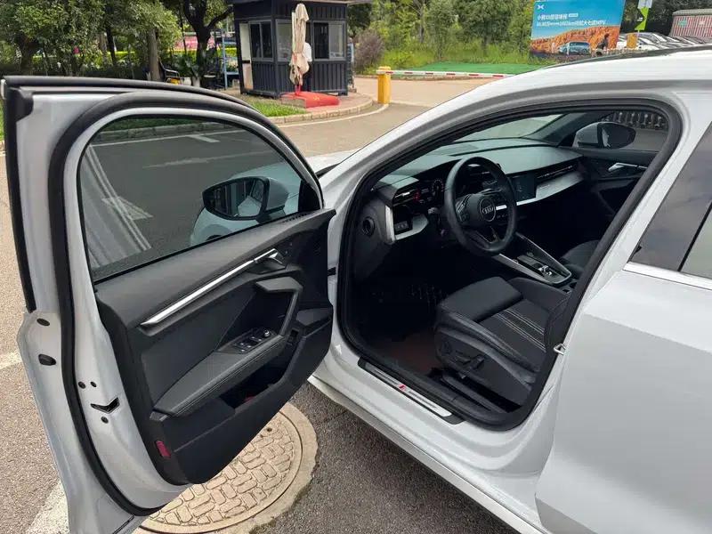 Audi A3 2023 Sportback 35 TFSI Fashion Sport — миниатюра 28