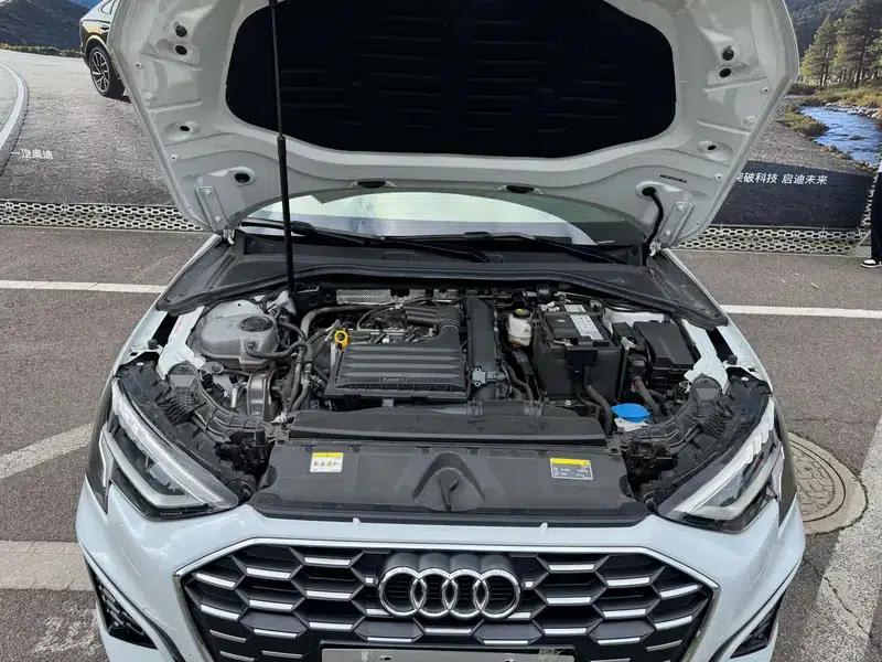 Audi A3 2023 Sportback 35 TFSI Fashion Sport — миниатюра 6
