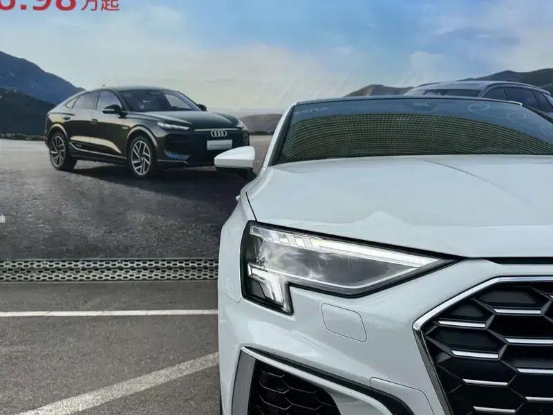 Audi A3 2023 Sportback 35 TFSI Fashion Sport — миниатюра 10