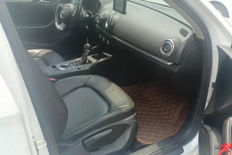 Audi A3 2015 Limousine 35 TFSI Millionth Anniversary Smart Edition — миниатюра 11