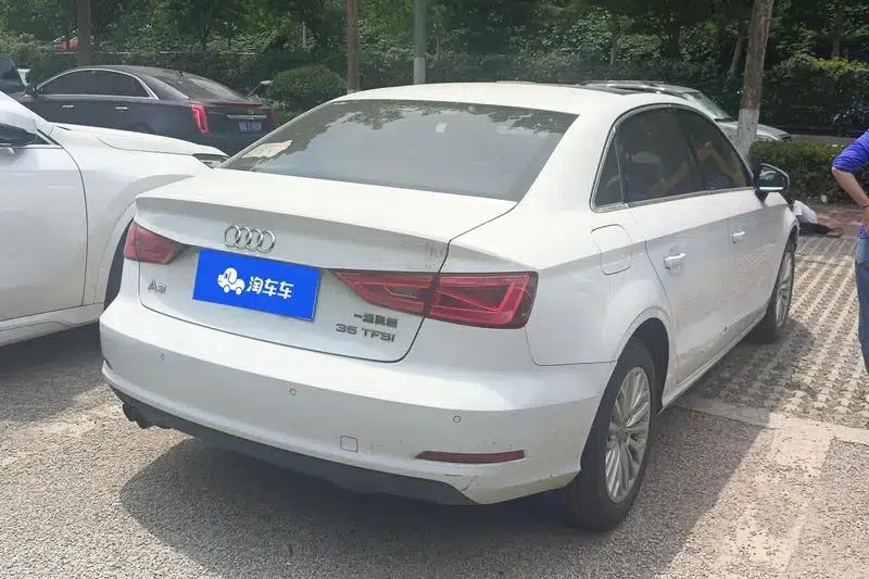 Audi A3 2015 Limousine 35 TFSI Millionth Anniversary Smart Edition — миниатюра 4