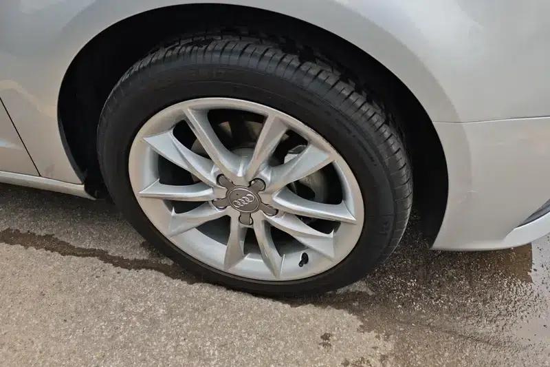 Audi A3 2014 Sportback 35 TFSI Automatic Comfort — миниатюра 4