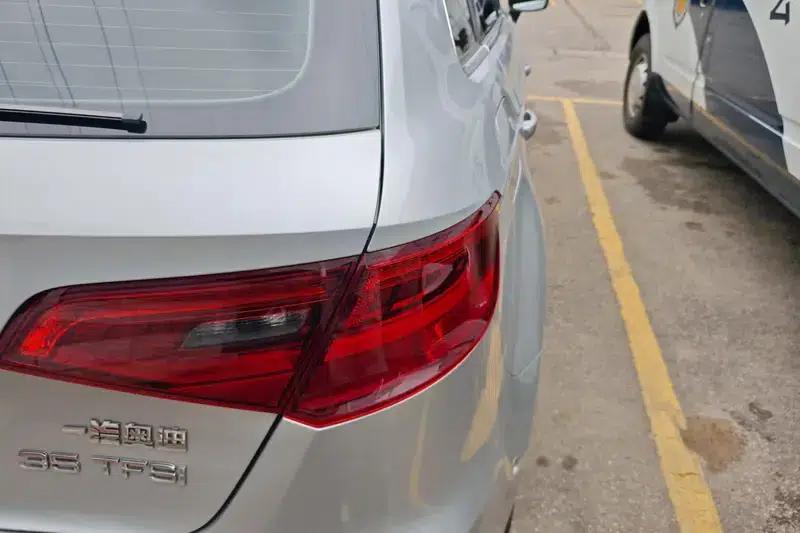 Audi A3 2014 Sportback 35 TFSI Automatic Comfort — миниатюра 6
