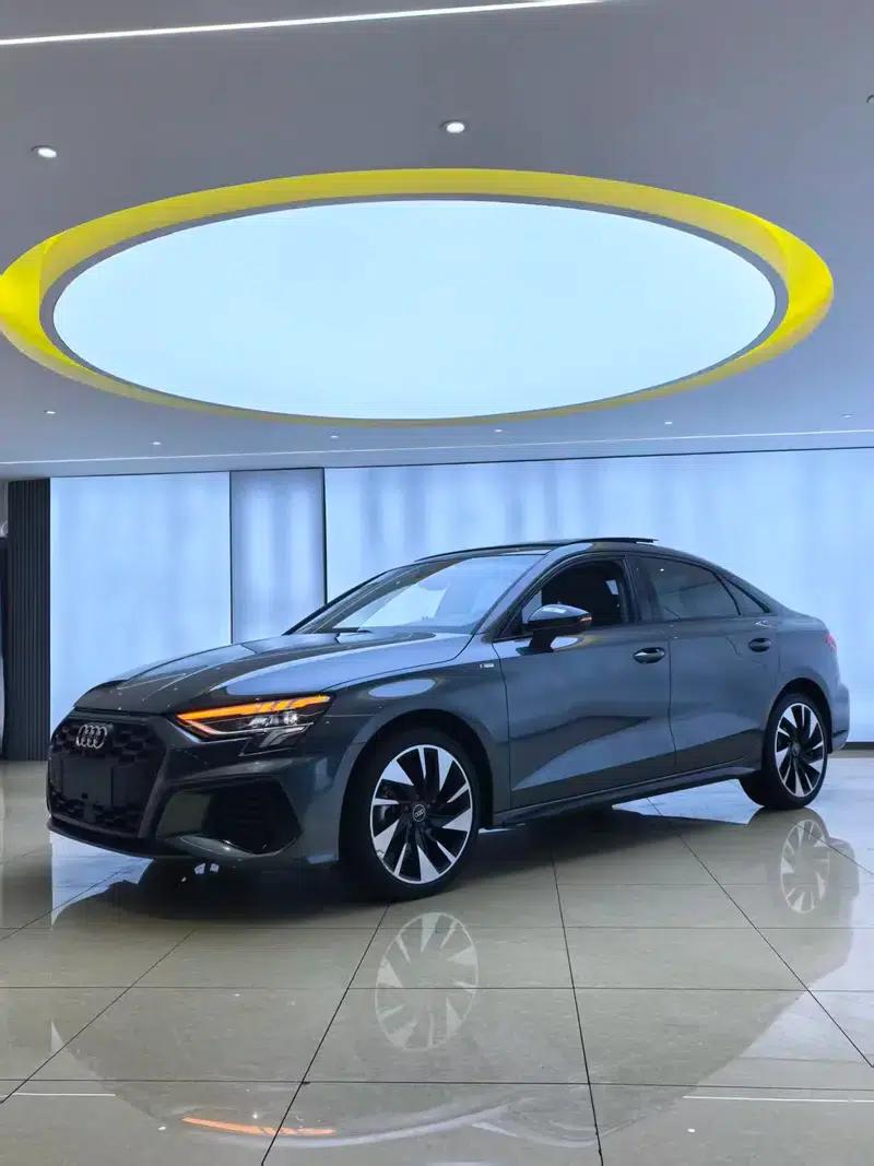2022 Audi A3 A3L Limousine 35 TFSI Fashion Sport — миниатюра 1