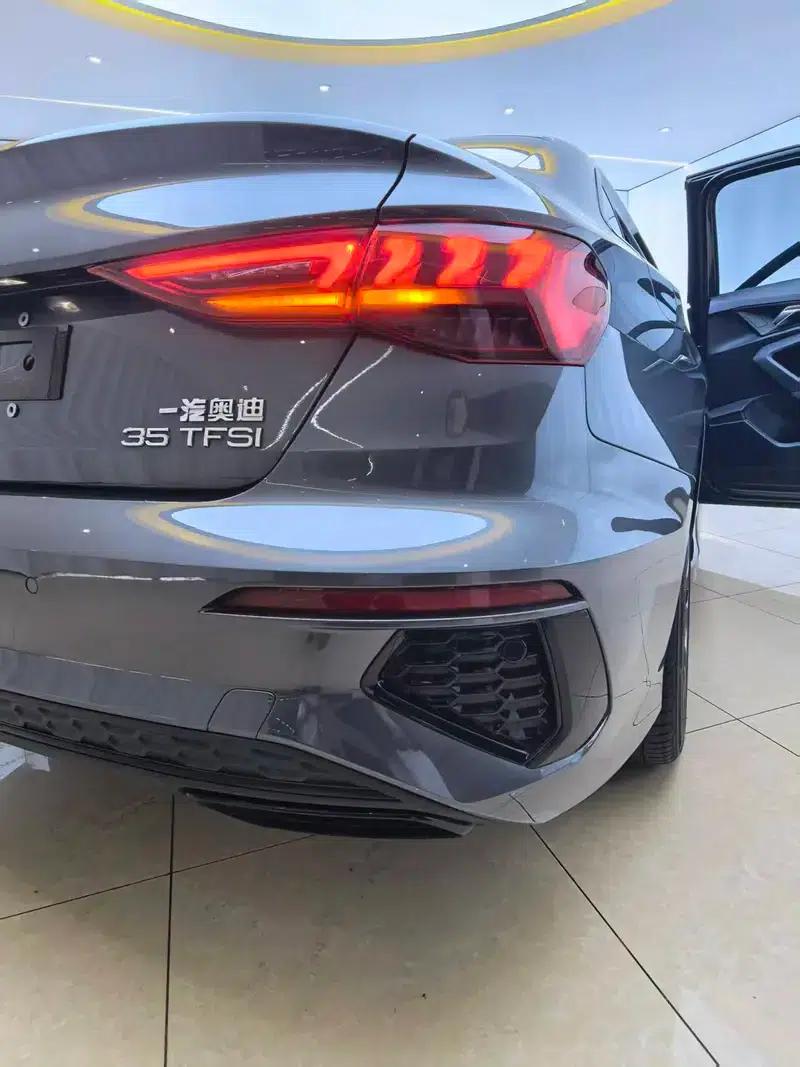 2022 Audi A3 A3L Limousine 35 TFSI Fashion Sport — миниатюра 11