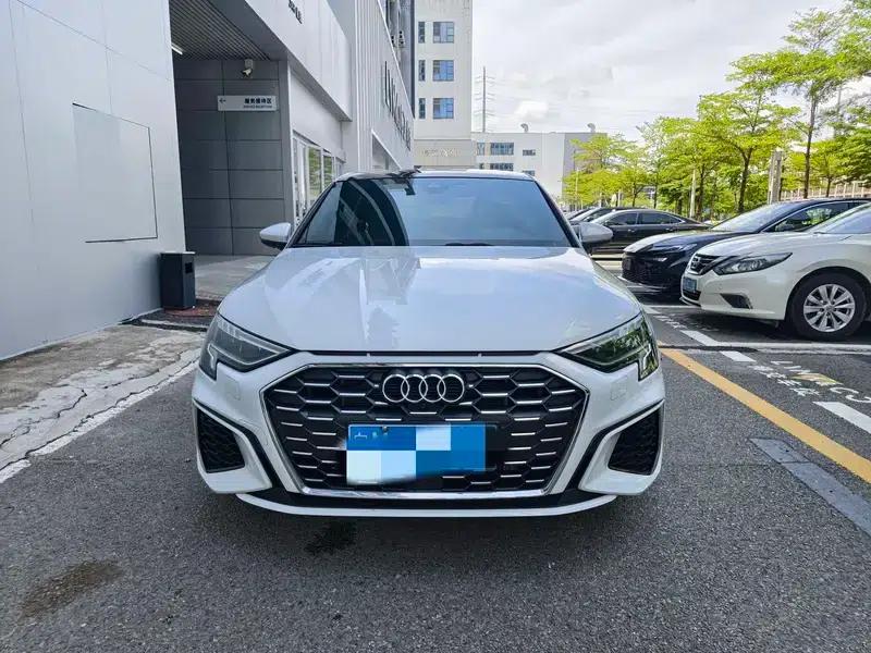 2024 Audi A3 A3L Limousine 35 TFSI Fashion Sport — миниатюра 2