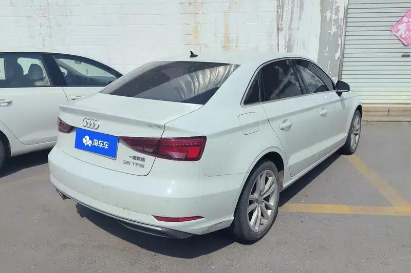 Audi A3 2019 Limousine 35 TFSI Progressive (China V Emission Standard) — миниатюра 3