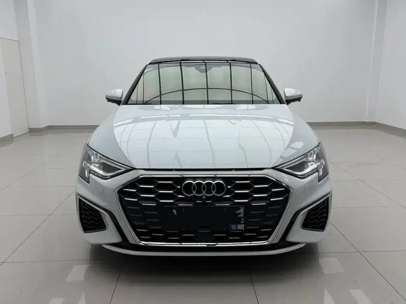 Audi A3 2022 Sportback 35 TFSI Fashion Sport — миниатюра 2