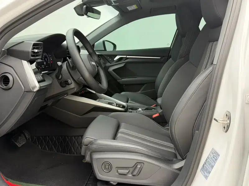 Audi A3 2022 Sportback 35 TFSI Fashion Sport — миниатюра 11