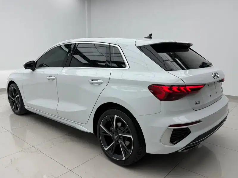 Audi A3 2022 Sportback 35 TFSI Fashion Sport — миниатюра 4