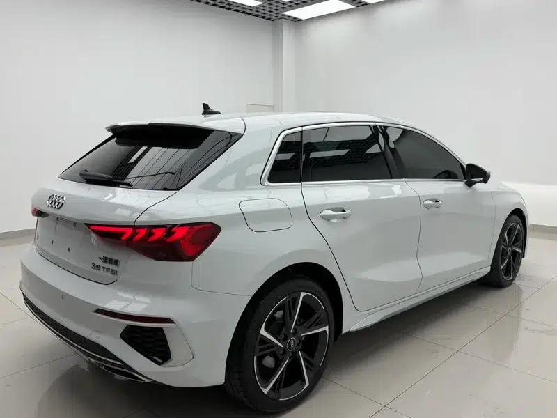 Audi A3 2022 Sportback 35 TFSI Fashion Sport — миниатюра 6