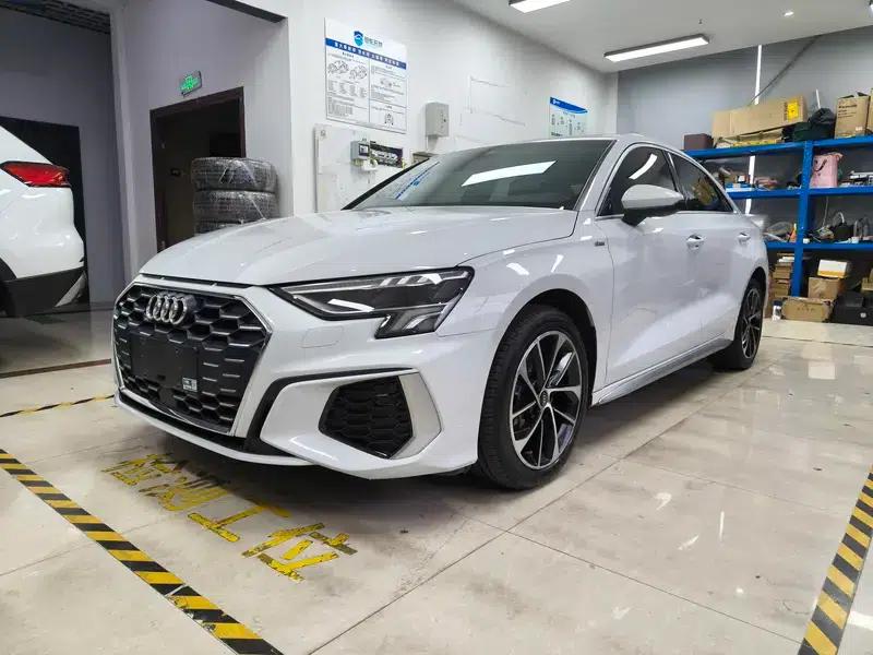 2022 Audi A3 A3L Limousine 35 TFSI Progressive Sport — миниатюра 1
