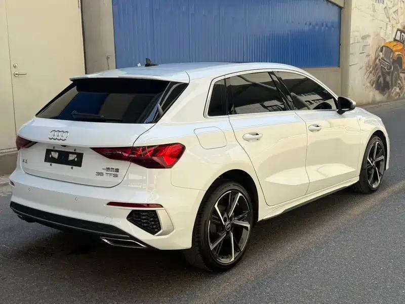 Audi A3 2023 Sportback 35 TFSI Fashion Sport — миниатюра 6