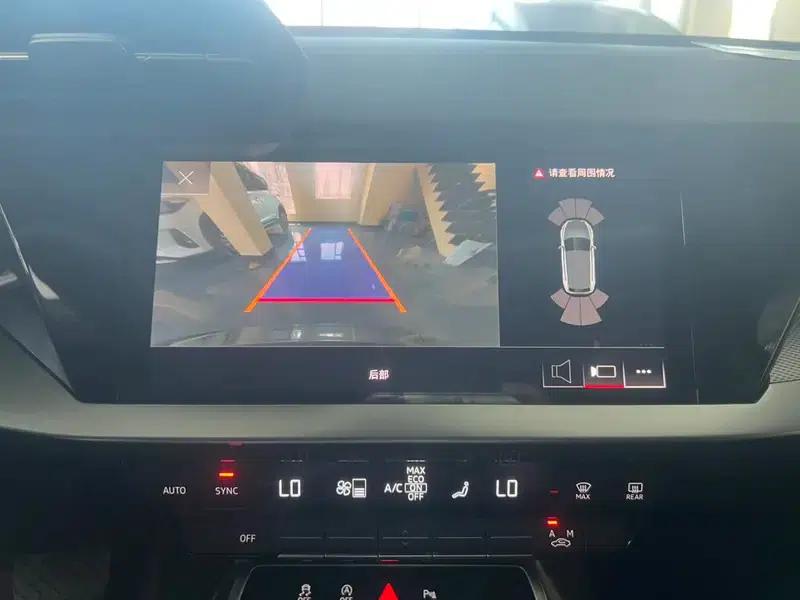 Audi A3 2023 Sportback 35 TFSI Fashion Sport — миниатюра 11