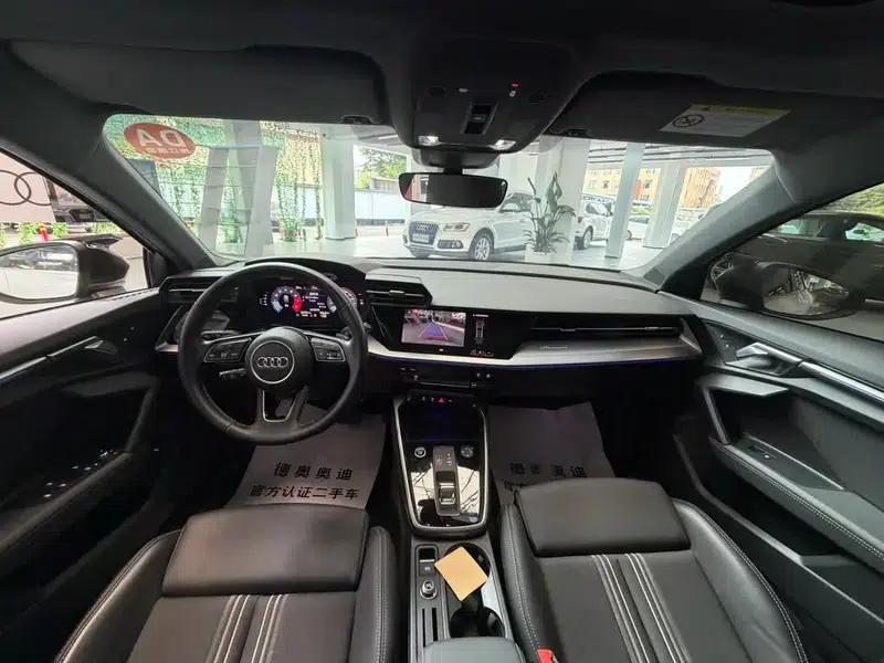 Audi A3 2024 Sportback 35 TFSI RS Package (Sports Edition) — миниатюра 14