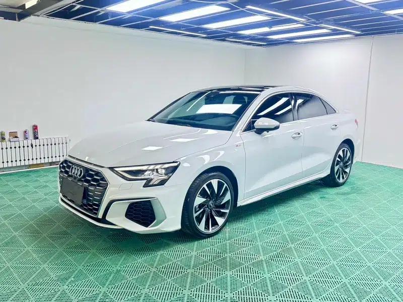 2023 Audi A3 A3L Limousine 35 TFSI Fashion Sport — миниатюра 1