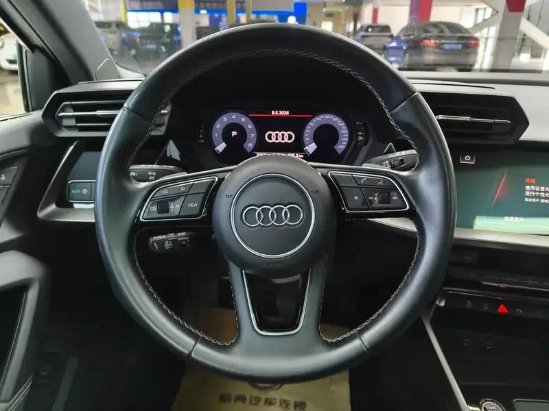 Audi A3 2022 Sportback 35 TFSI Fashion Sport — миниатюра 12