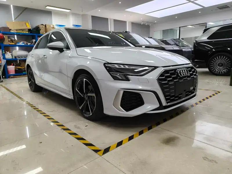 Audi A3 2022 Sportback 35 TFSI Fashion Sport — миниатюра 3