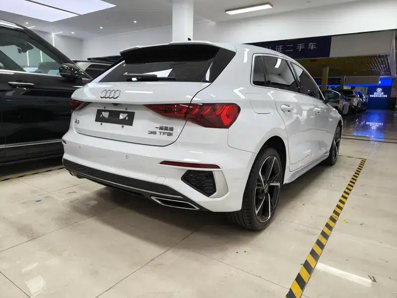 Audi A3 2022 Sportback 35 TFSI Fashion Sport — миниатюра 6